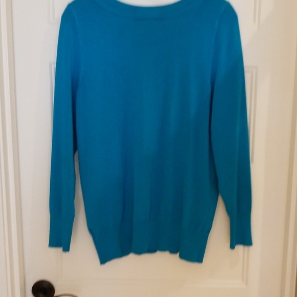 Sweatshirt - Picture 4 of 5